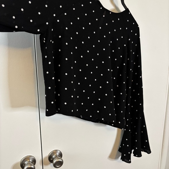 Forever 21 Black Top with White Dots Size XL - Picture 10 of 10
